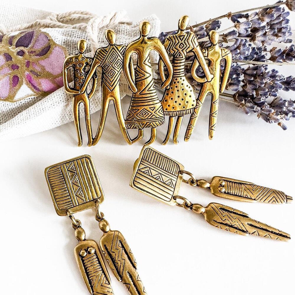 Vintage LAUREL BURCH Tribal Spirit People Long Dangle Earrings & Brooch Set
